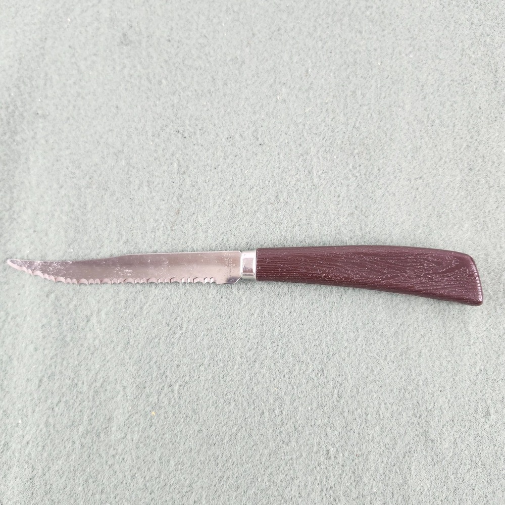 Vintage QUIKUT Serrated Steak Knives Plastic Faux Wood 4" Blade‎
